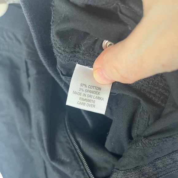 Laura Ashley Black Cargo Pants with Rhinestone Button‎ Detailing Women's Size 4 - Picture 8 of 12